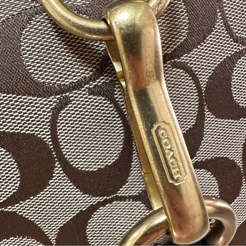 SOLD Coach Hamptons Signature Jacquard Hobo Brown Leather Brass Clasp - Picture 9 of 15